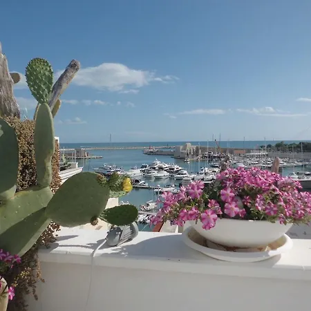 Portadamare 3* Трани