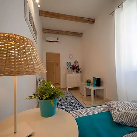 Portadamare Terrazza Panoramica Bed & Breakfast Trani